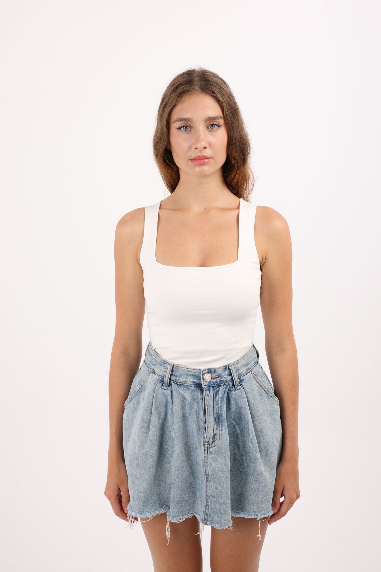 Sqaure Tank Top Cut