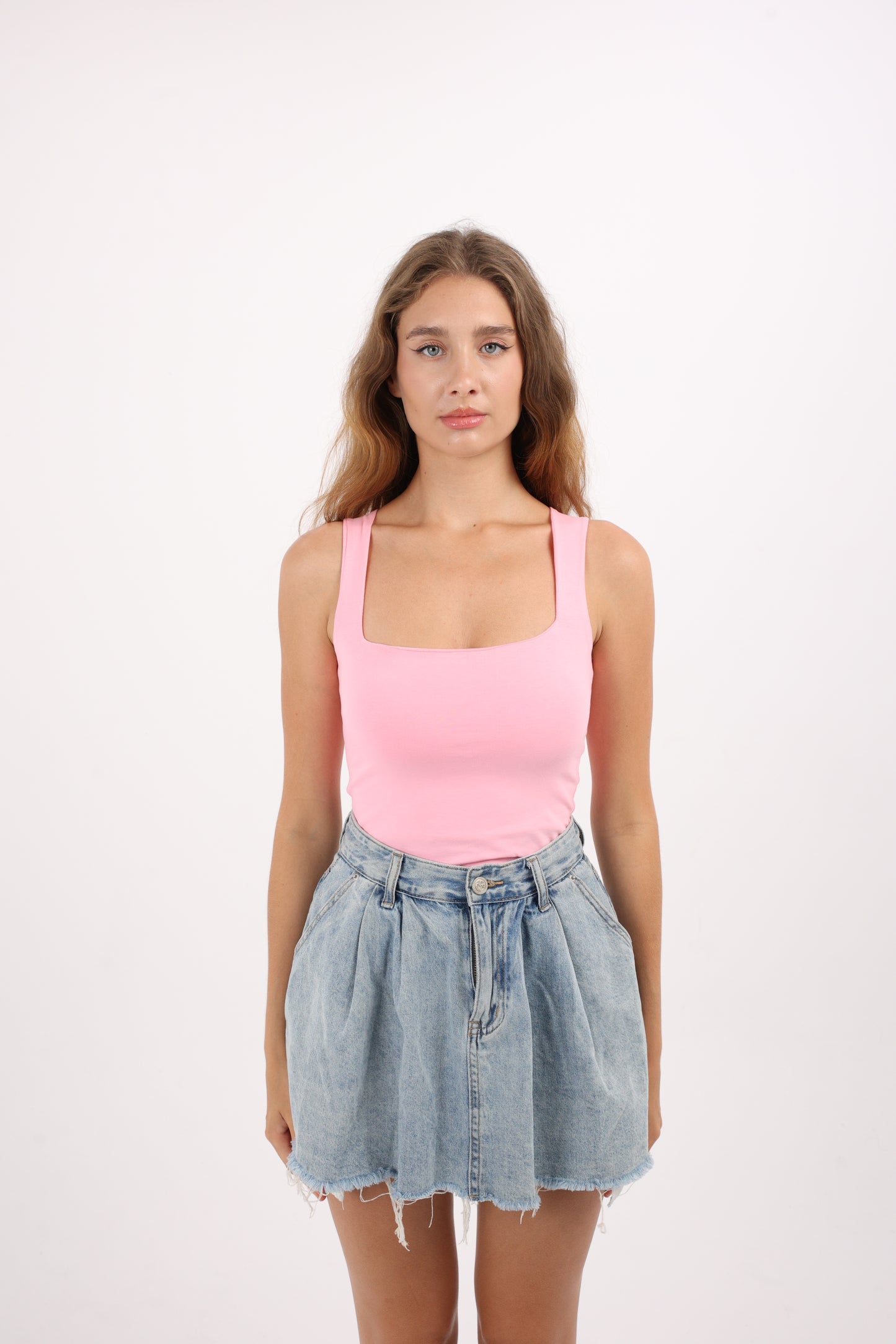 Sqaure Tank Top Cut