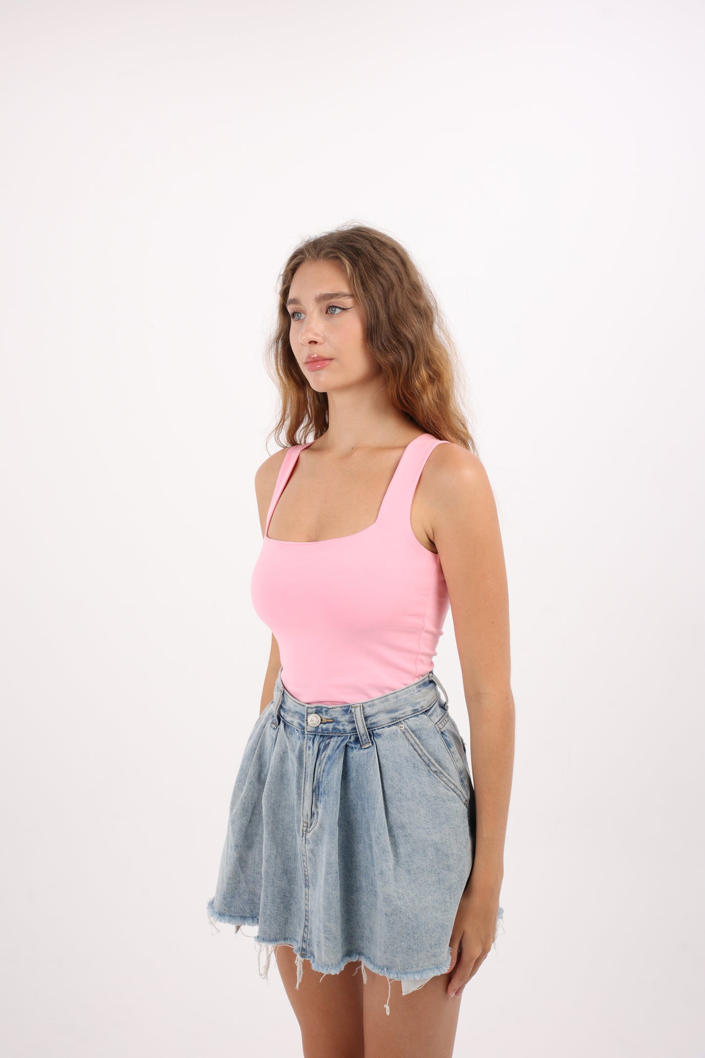 Sqaure Tank Top Cut
