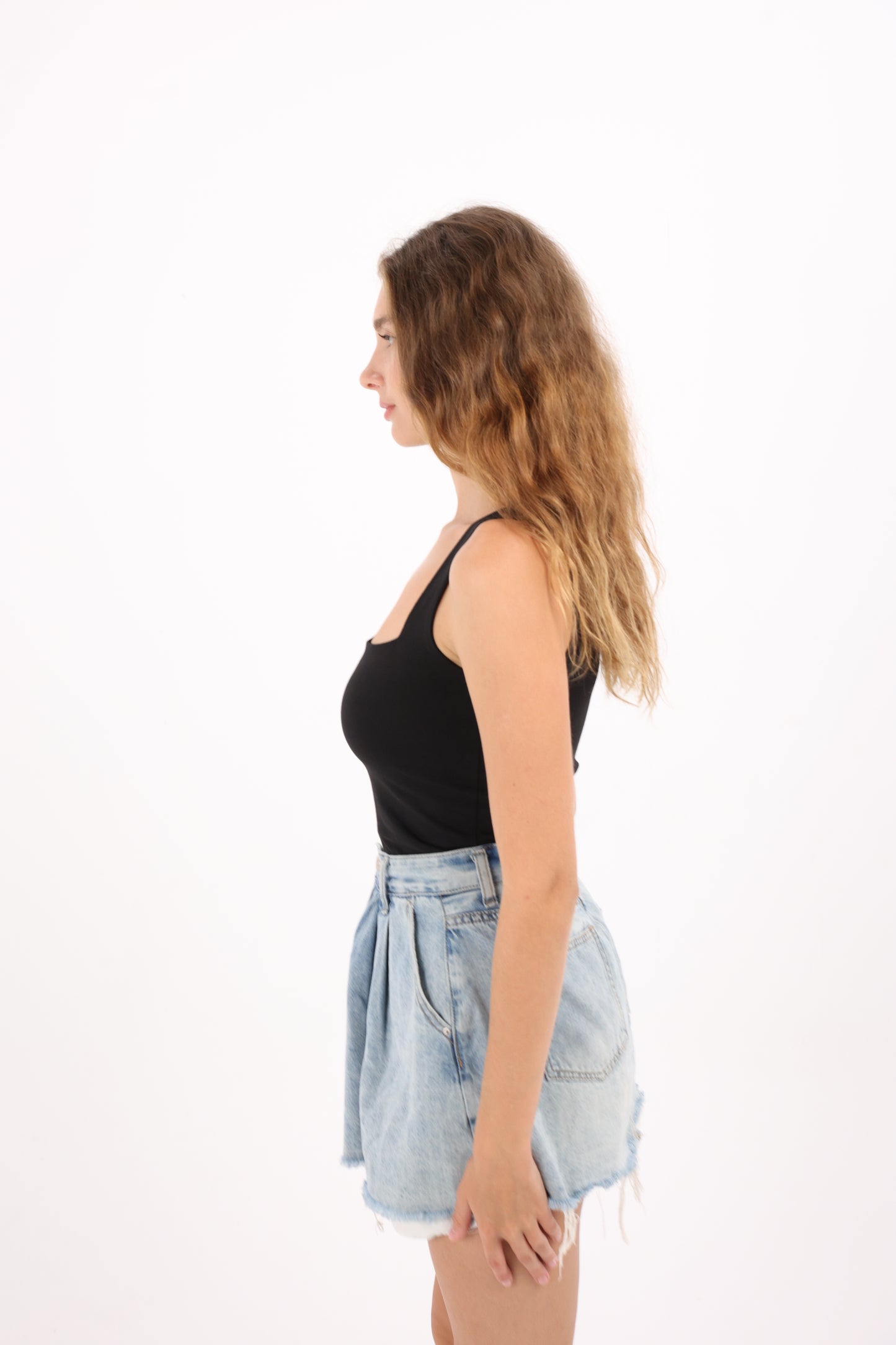 Sqaure Tank Top Cut